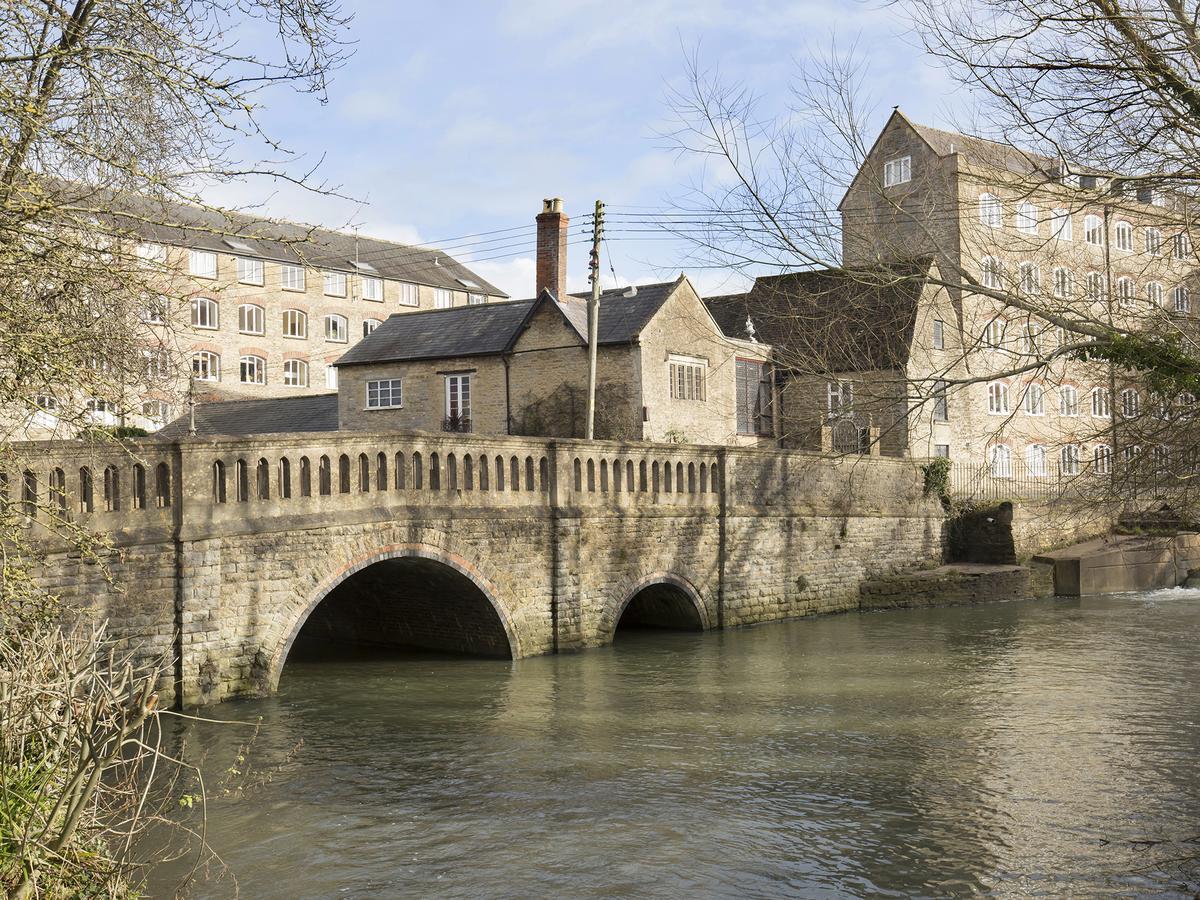 Vila The Leat At Wynyard Mill Malmesbury Exteriér fotografie